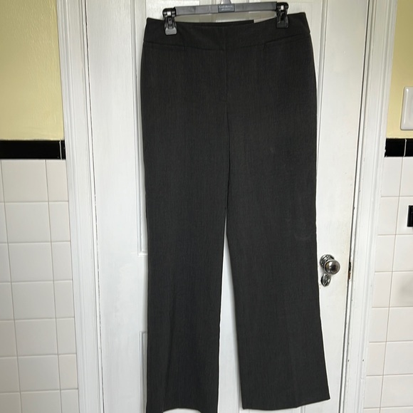 NWT  Rafaella Modern Fit women’s pants. - Picture 1 of 8